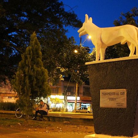 Hotel Parque Del Perro 卡利 外观 照片